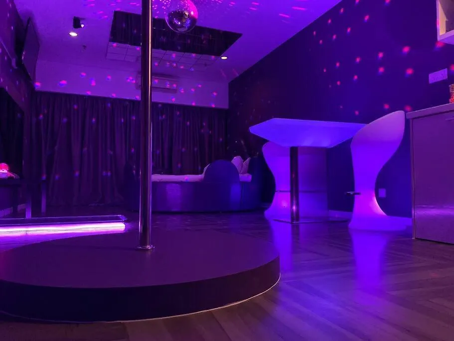 Mercu Summer Suite - Purple Love Fun Kuala Lumpur